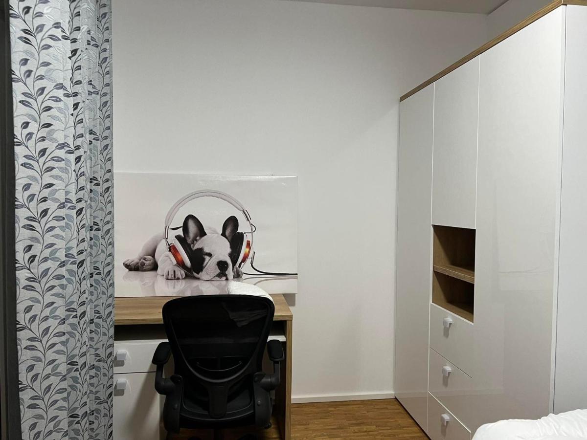 Three Bedroom Apartment In City Centre With A Grand Garden Frankfurt am Main Exterior photo